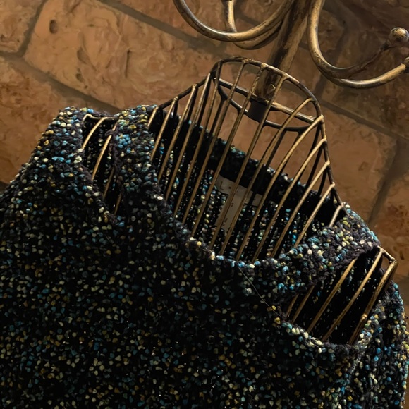 Sweater - Picture 2 of 4